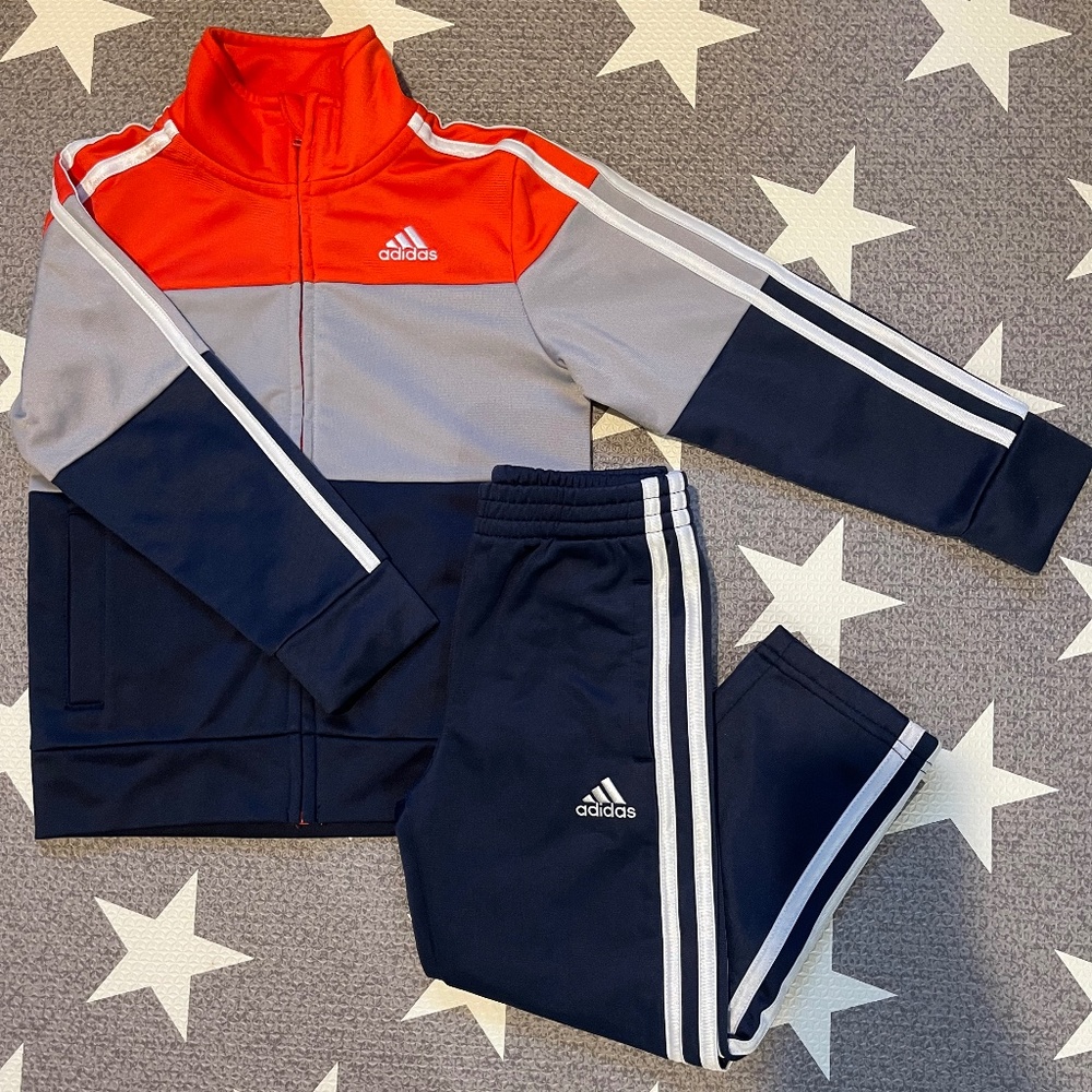 Adidas Track Suit 4T